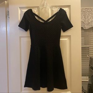 black skater dress